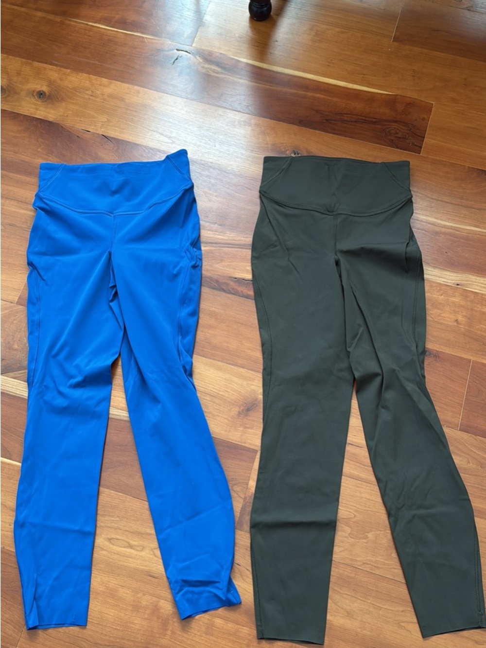 lululemon athletica Women's Leggings in Blue and Olive Green